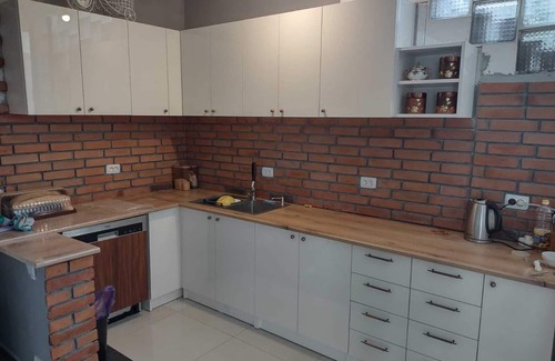 Tbilisi House | Walking distance to Cathedral, perfect place for wine lovers and thinkers.