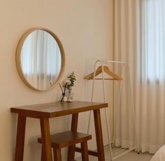 Torimil-tong House | Walking Distance to Sindorim Station, 3 Rooms, 4 Queen Beds, 2 Bathrooms, 1 Minute to Yeongdeungpo Station Bus Stop