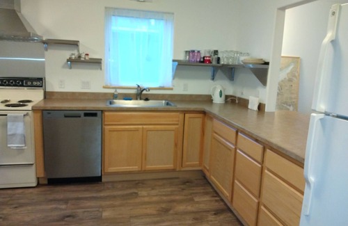 Homer Apartment | Walking distance to the Heart of Homer