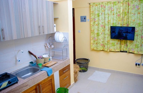 Kilifi Apartment | Walking distance to the Beach.clean and comfortable.