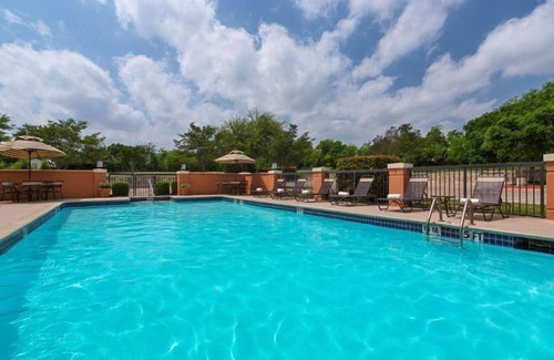 Tucson House | Walking in Saguaro National Park! Pet-friendly, Parking, Pool, Airport Shuttle!