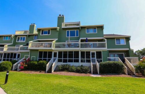 Isle of Palms House | Walking on Sunshine