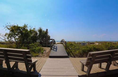 Isle of Palms House | Walking on Sunshine
