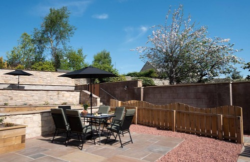 Coldstream Cottage | Wall Cottage in Coldstream, Scottish Borders - sleeping 4 guests in 2 bedrooms