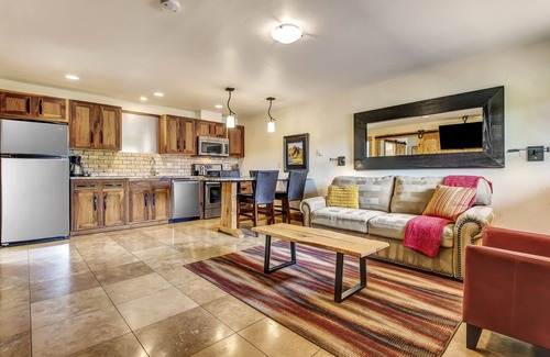 Bend Apartment | Wall Street Suites