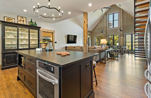 Black Mountain House | Wallace Mountain Lodge | Deck, Fire Pit & Year-round Mountain Views!