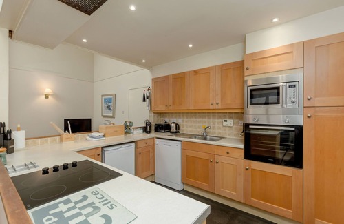 Slate Islands Cottage | Walled Garden Mews 7 - a mews cottage that sleeps 6 guests in 2 bedrooms