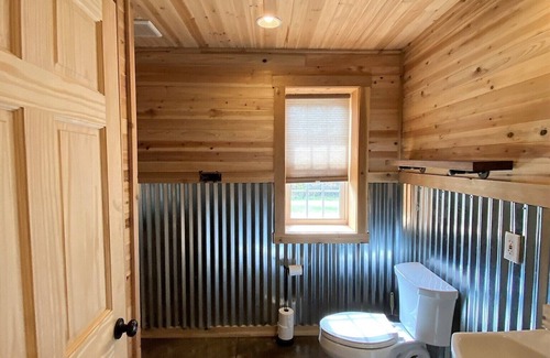 Logan House | Walnut Hill Lodge - beautiful, newly renovated, the ultimate in luxury!