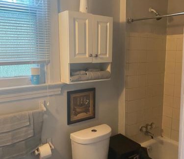 Walnut Hills House | Walnut Hills Studio/ Private room