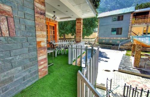 Kalam Villa | Walnut Nest Villa Kalam by Khan Familia