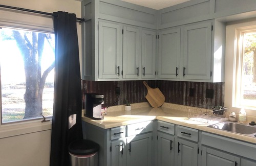 El Dorado House | Walnut River's Edge Guesthouse - El Dorado