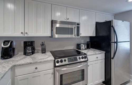 Seagrove Beach House | Walton Dunes 7, Beachfront, Private Beach. 4BeachChairs, 2Umbrellas