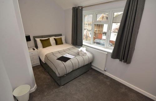 Bushey House | Walton Suites