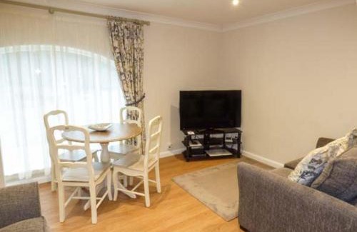 Walworth House | Walworth Castle Holiday Cottage