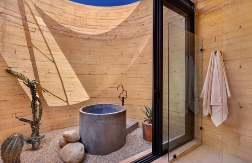 Todos Santos Hotel | WAMA Boutique Hotel - Depa Davila