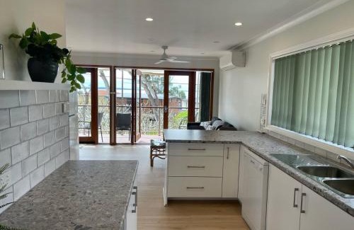 Salamander Bay House | Wanda House - Close to beach Linen Pets