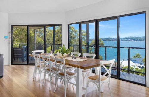 Salamander Bay House | Wanda Point House - pure tranquillity and walk to beach