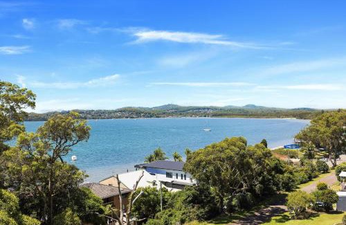 Salamander Bay House | Wanda Point House - pure tranquillity and walk to beach