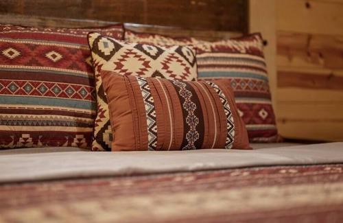 Broken Bow Cabin | Wander Inn/Hot-tub/Airhockey/Broken Bow Lake/Fishing/Fire Pit