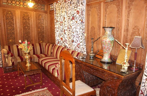 Sudarbal Boat Rental | Wangnoo Worth Houseboats