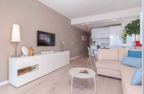 Golfe Juan Apartment | Want to GET AWAY from it all by the sea in GOLFE JUAN?