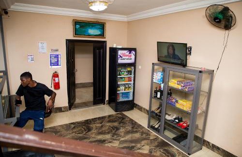 Kumasi House | Wanzy Guest House