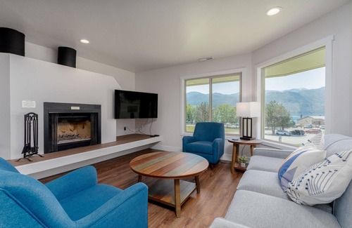 Wapato Point Condo | Wapato Point Condo with Resort Amenities! 2bed/2bath, ground floor, unit 620
