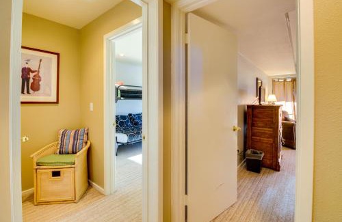 Wapato Point House | Wapato Point Halmalka 503A