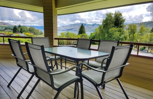 Wapato Point Apartment | Wapato Point Halmalka 514-B 3 bed 2 bath, Lake View, By Outdoor Pool