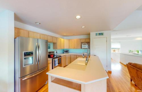 Wapato Point House | Wapato Point