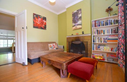 Blackheath House | Waragil Cottage - Original Settler's Home