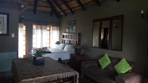 Dipaleseng House | Warembo Lodge