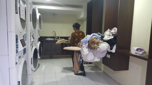 Semarang Apartment | Warhol Apartement Lt 15 Jl. Ahmad Yani Simpang 5 Semarang