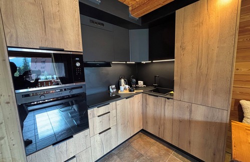 La Salle-les-Alpes Apartment | Warm and comfortable chalet-style app at the foot of the slopes