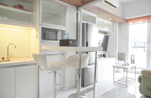 East Kuningan Apartment | Warm And Comfort Living 1Br At 8Th Ambassade Kuningan Apartment