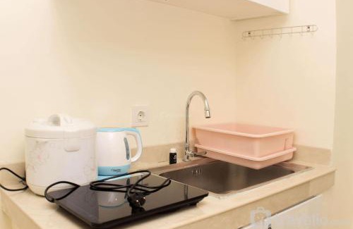 Cikarang Apartment | Warm and Cozy Living 3BR at Meikarta Apartment By Travelio