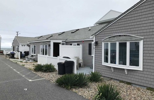Dennis Port Condo | Warm and inviting 2 bedroom condo just steps from the Beach. Seaside 2 BR Condo