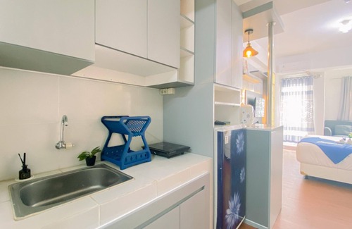 Gunung Putri Apartment | Warm And Simply Studio Gunung Putri Square Apartment