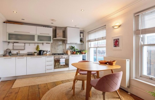 Mildmay Apartment | Warm and Welcoming 1BD Flat in East London