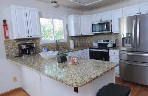 Aurora House | Warm Family Stay with A.K.A