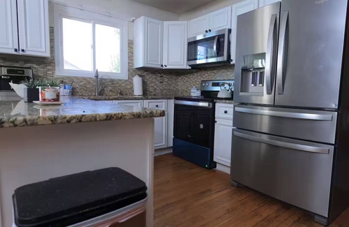 Aurora House | Warm Family Stay with A.K.A
