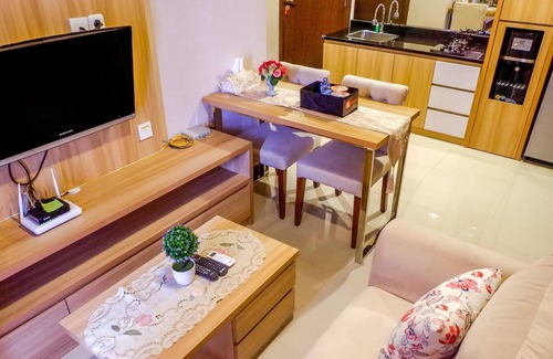 Jatinegara Apartment | Warm Interior Apartment near MT Haryono and Cawang