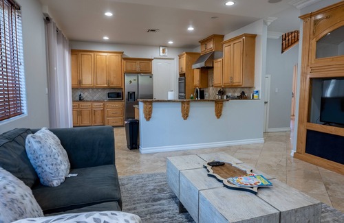 Sherman Oaks House | Warm, Inviting, Spacious Mediterranean Style Home Near Universal Studios