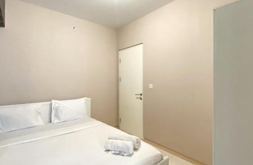 Bekasi Apartment | Warm Living and Homey 2BR at Springlake Summarecon Bekasi Apartment By Travelio
