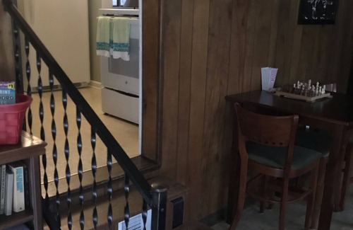 Manchester House | Warm Springs Retreat