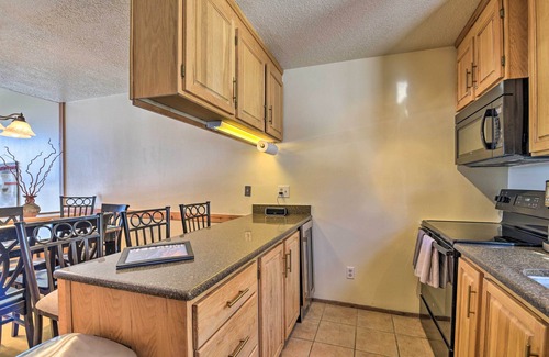 Angel Fire House | Warm Townhome w/Sauna at Angel Fire Ski Lift
