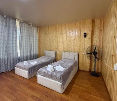 Makhinjauri House | Warm wave