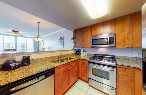 Fort Walton Beach Condo | Warm, Welcoming Condo On Okaloosa Island 490 Feet Of Private Beach