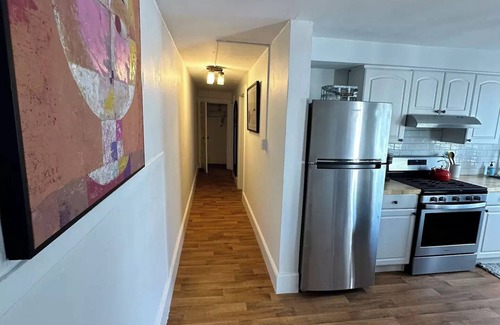 Hudson Apartment | Warren Street Historic Hudson - Best Location