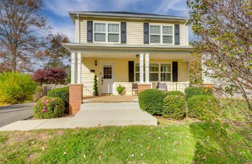 Warrenton House | Warrenton Gem Walk to Downtown!